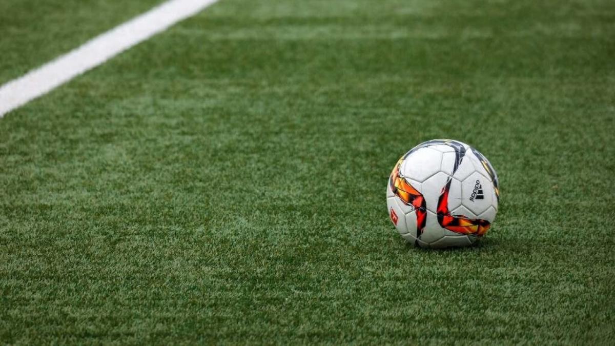 В Саратове создадут молодежную футбольную команду «Сокол-М»